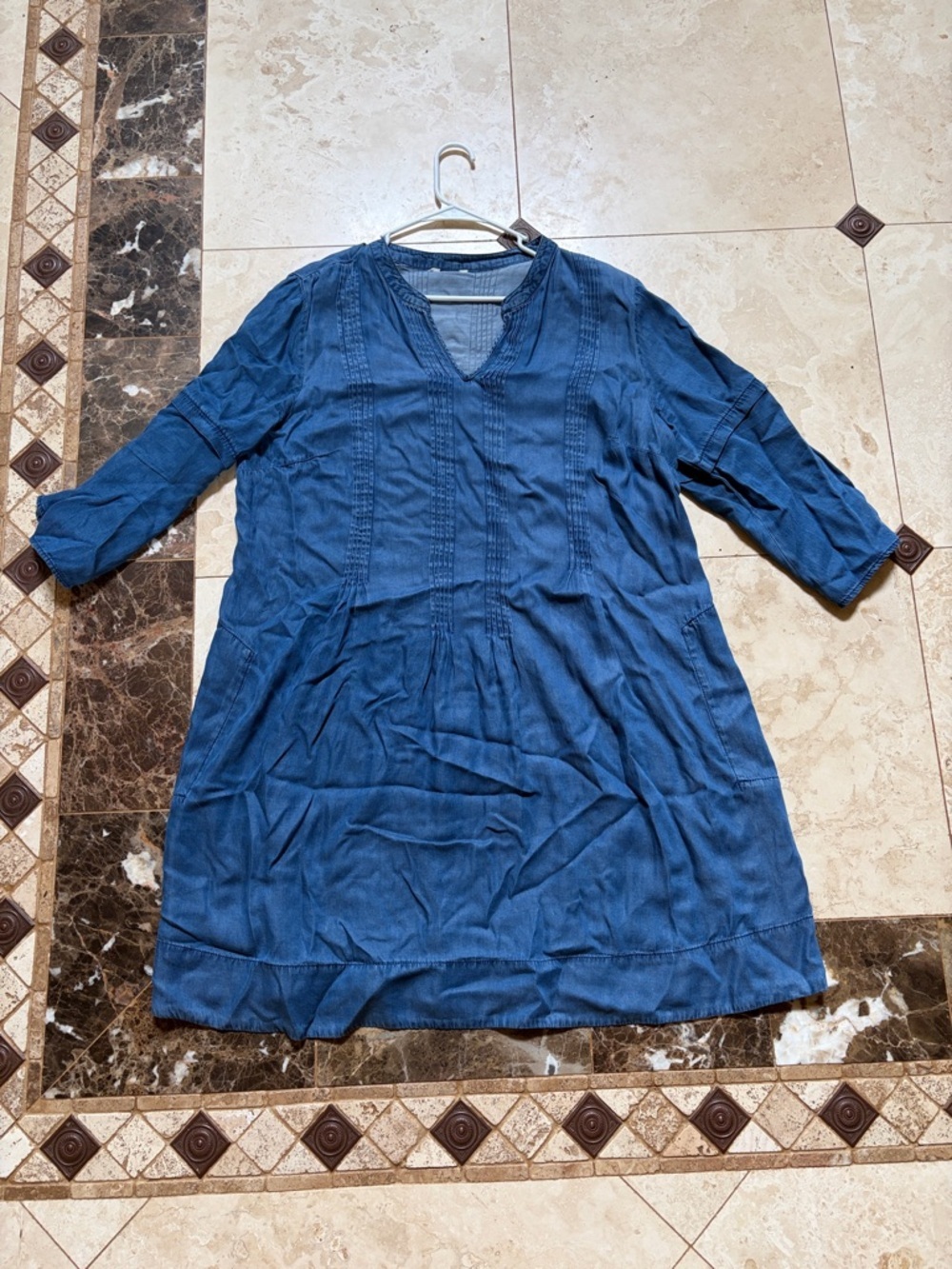 Source Unknown denim V‑Neck Pintuck Midi Dress